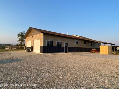 32 Sportsman Loop, Pinedale, WY, 82941-5359 | Card Image