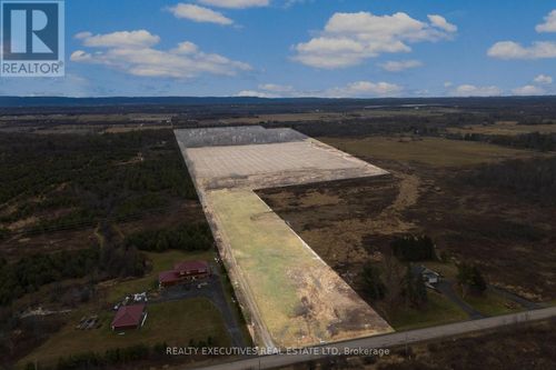 2865 Ridgetop Rd, Dunrobin, ON, K0A1T0 | Card Image