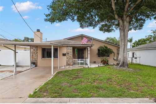 5210 6th St S, ST PETERSBURG, FL, 33705-4911 | Card Image