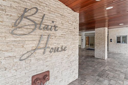 5b-9100 W Bay Harbor Dr, Bay Harbor Islands, FL, 33154-3602 | Card Image