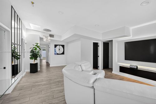 14055 Nw 5th Pl, North Miami, FL, 33168-3919 | Card Image