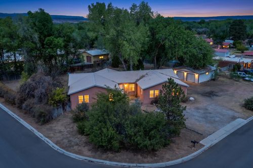 11 Walnut Cir, Espanola, NM, 87532-8081 | Card Image