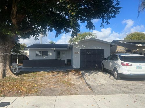 3771 Ne 16th Ave, Pompano Beach, FL, 33064-6621 | Card Image