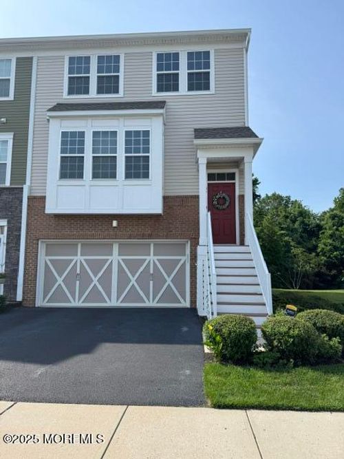 152 Waypoint Dr, Eatontown, NJ, 07724-2184 | Card Image