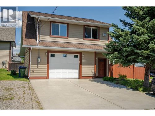 1302 11th Avenue, Fernie, BC, V0B1M0 | Card Image