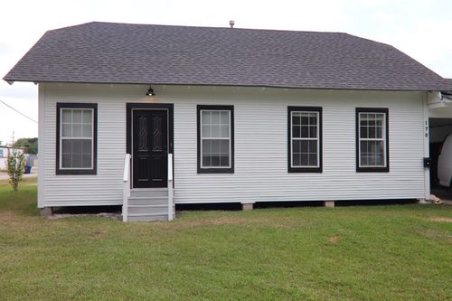 unit-1-and-unit-2-170 S 4th St, Silsbee, TX, 77656 | Card Image