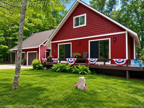 130 Siesta Trl, Roscommon, MI, 48653-8333 | Card Image