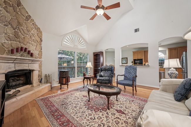 1507 Glade Point Dr, House other with 4 bedrooms, 3 bathrooms and null parking in Coppell TX | Image 9