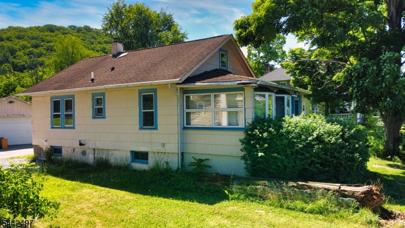 Residential in Wantage Twp. 5