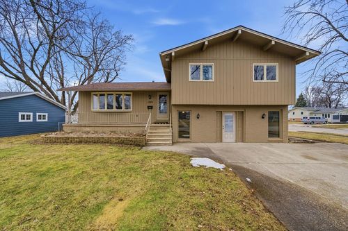 1720 N 29th St, Fort Dodge, IA, 50501-7940 | Card Image