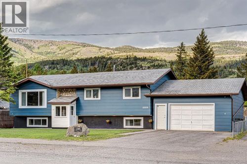 21009 21 Ave, Bellevue, AB, T0K1C0 | Card Image