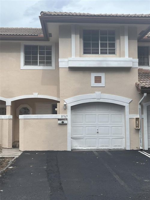 8969 Nw 38th Dr, Coral Springs, FL, 33065-4396 | Card Image