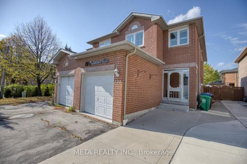131 Saddletree Trail, Brampton, ON, L6X4M9 | Card Image