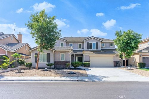 13569 Kiwi Ave, Corona, CA, 92880-3022 | Card Image