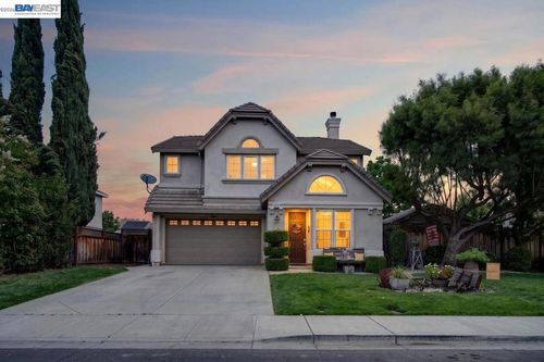 5762 Woodrose Way, Livermore, CA, 94551-7820 | Card Image
