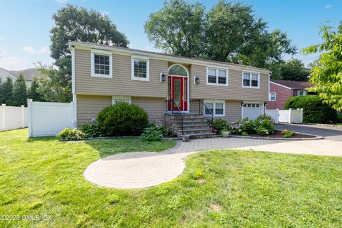 41 Meyer Pl, Riverside, CT, 06878-1629 | Card Image