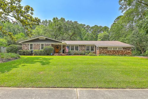 133 Axtell Dr, Summerville, SC, 29485-3420 | Card Image