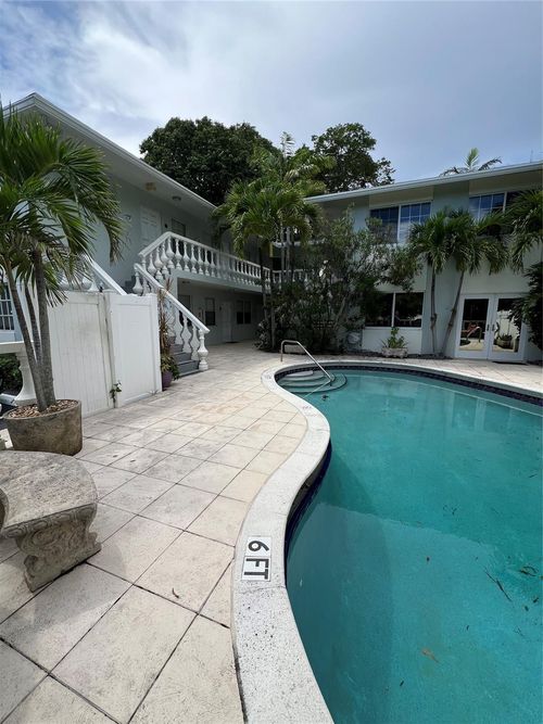 apt-4-455 Ne 16th Ave, Fort Lauderdale, FL, 33301-1379 | Card Image