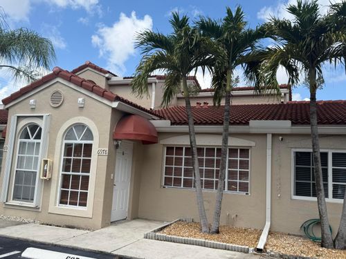 1604-6978 Nw 166th Ter, Miami Lakes, FL, 33014-6067 | Card Image