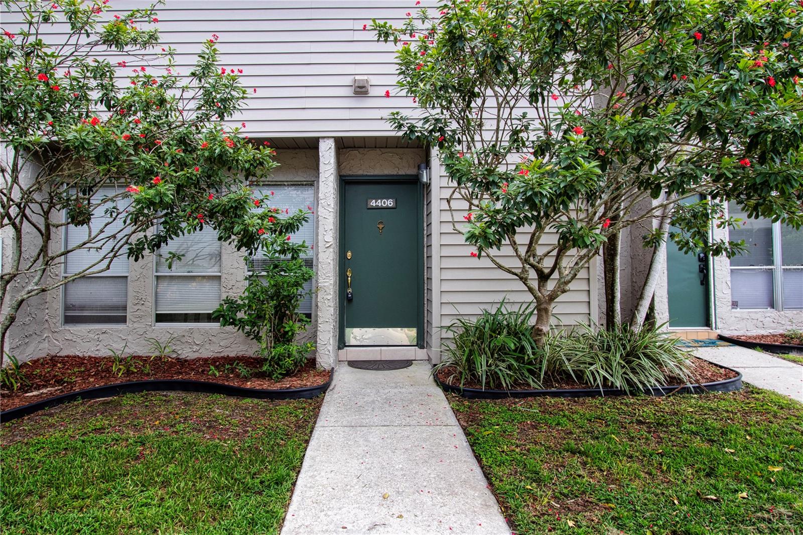 Rayfield Dr, Sarasota, FL 34243