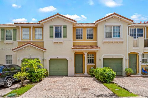 623-623 Ne 21st Ter, Homestead, FL, 33033 | Card Image