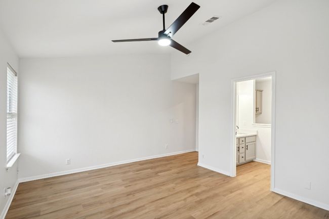 114 Challenger, House other with 4 bedrooms, 3 bathrooms and 4 parking in Kyle TX | Image 22