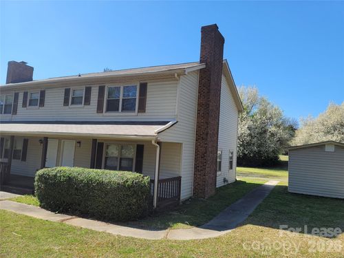 5323 Chestnut Lake Dr, Charlotte, NC, 28227-4924 | Card Image