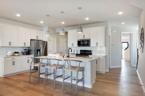 9268 Larimar Trail, Eden Prairie, MN, 55347 | Card Image