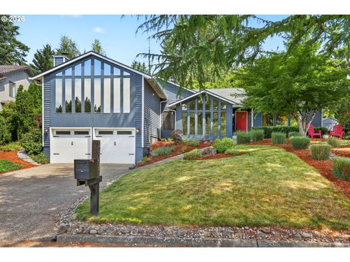 12157 Se 106th Ave, Happy Valley, OR, 97086-7913 | Card Image