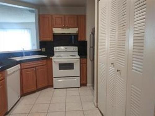 102-3441 Nw 44th St, Lauderdale Lakes, FL, 33309-4271 | Card Image