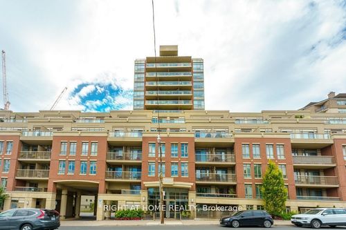 327-900 Mount Pleasant Rd, Toronto, ON, M4P3J9 | Card Image