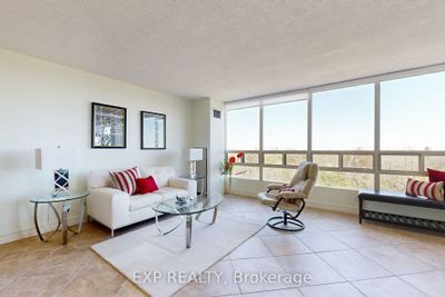 811 - 310 Mill St S, Condo with 2 bedrooms, 2 bathrooms and 2 parking in Brampton ON | Image 1