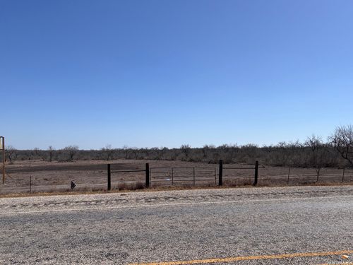 000 Highway 72, Three Rivers, TX, 78071 | Card Image