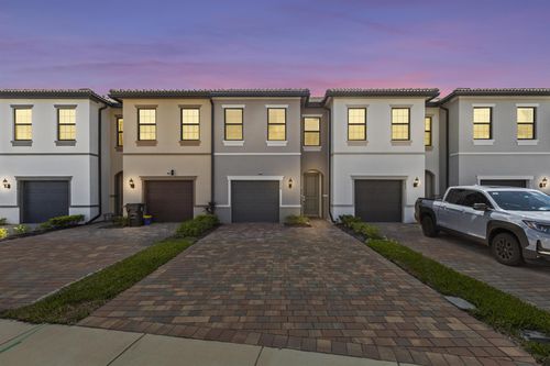 4828 Chantilly Rd, Lake Worth, FL, 33467-7412 | Card Image
