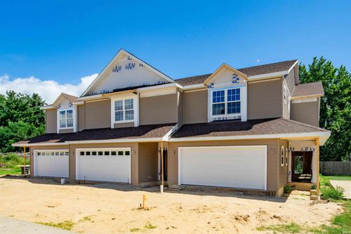 930 Keenan Court, South Bend, IN, 46615-3660 | Card Image