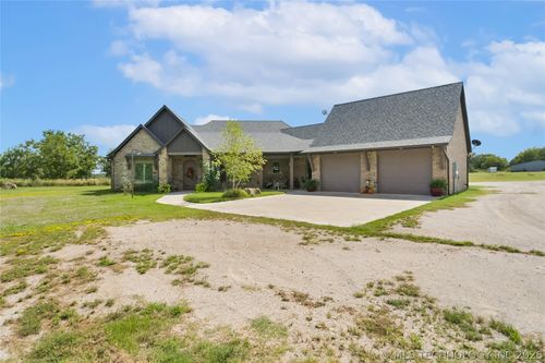 4319 Greenville Rd, Marietta, OK, 73448-5529 | Card Image
