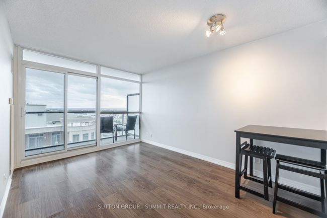 1103 - 1940 Ironstone Dr, Condo with 2 bedrooms, 2 bathrooms and null parking in Burlington ON | Image 18