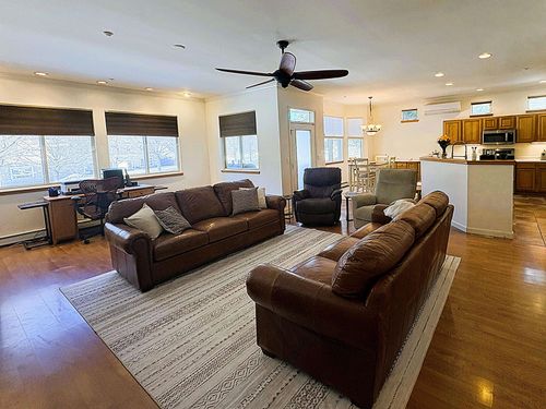 1 Stillwater Dr, West Lebanon, NH, 03784-1234 | Card Image