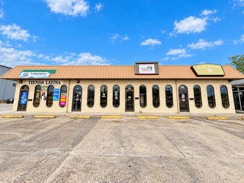 1130 Barrow St, Houma, LA, 70360-5608 | Card Image