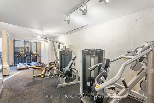 LPH02 - 608 Richmond St W, Condo with 2 bedrooms, 2 bathrooms and null parking in Toronto ON | Image 36