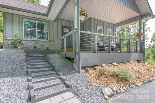151 Unoga Ct, Brevard, NC, 28712-9584 | Card Image