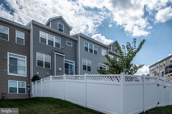 1207 Ramble Dr, Townhouse with 3 bedrooms, 4 bathrooms and null parking in FREDERICKSBURG VA | Image 7