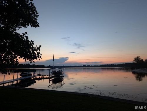 249 Ems B20c2 Ln, Pierceton, IN, 46562-9128 | Card Image