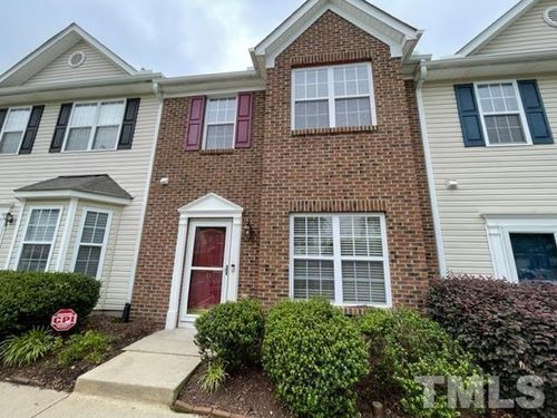 11 Edgebrook Cir, Durham, NC, 27703-4904 | Card Image