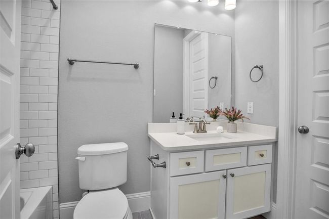 27016 Hidden Grove Landing Dr, House other with 5 bedrooms, 6 bathrooms and 3 parking in Spring TX | Image 36