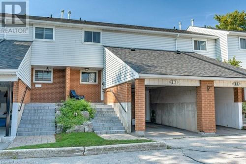13-910 Limeridge Rd E, Hamilton, ON, L8W1N9 | Card Image