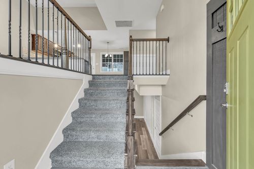 1200 Cardinal Creek Dr, Clarksville, TN, 37040-2772 | Card Image