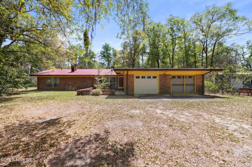 1618 Nc Highway 11, Kelly, NC, 28448-8324 | Card Image