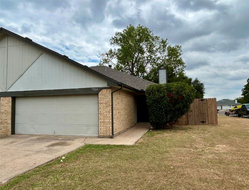 7514 Connie Ln, North Richland Hills, TX, 76182-4670 | Card Image