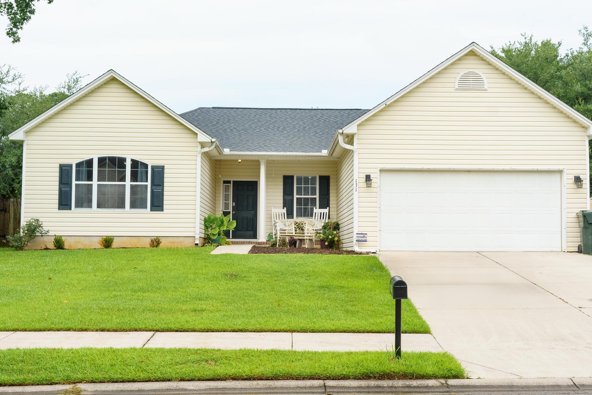 Red Cypress Dr, Goose Creek, SC 29445